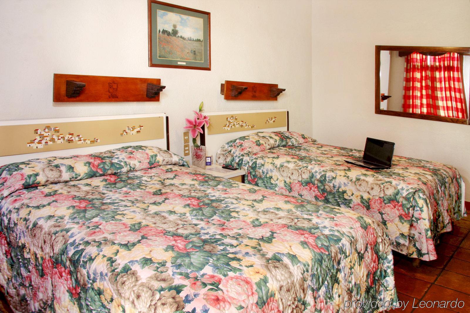 Hotel Urdinola Saltillo Room photo